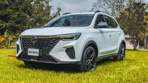 Đại lý báo giá dự kiến MG RX5 từ 650 triệu: Xe hạng C nhiều trang bị tiện nghi nhưng rẻ như hạng B