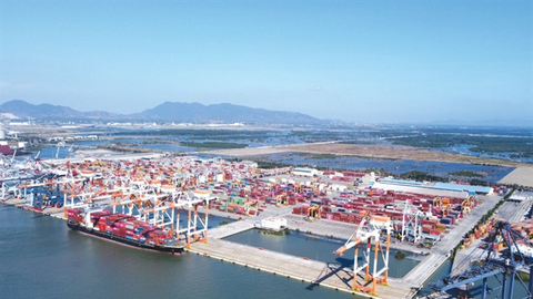 Cân bằng giữa tăng trưởng kinh tế và ổn định hệ thống tài chính