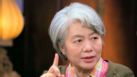 Một kiểu giáo dục cha mẹ ngày nay xa lánh, giáo sư nói: Lúc cần phải dùng, nếu không tương lai con cái u tối