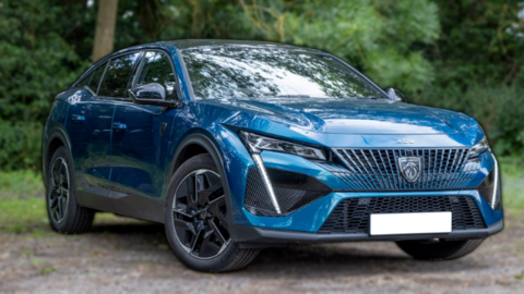 Đại lý báo Peugeot 408 ra mắt Việt Nam với 3 phiên bản, giá dự kiến từ 999 triệu ngang CX-5 bản 'full'