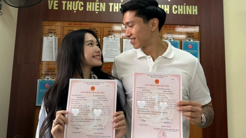 Đoàn Văn Hậu và Doãn Hải My khoe giấy đăng kí kết hôn đúng 20/10