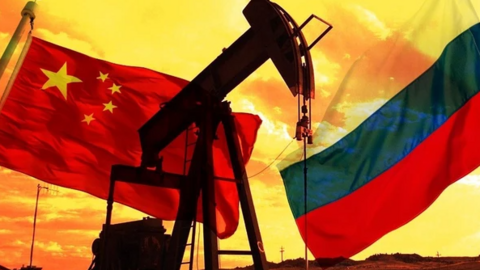 Nga giúp Trung Quốc thống lĩnh cuộc chuyển đổi năng lượng toàn cầu