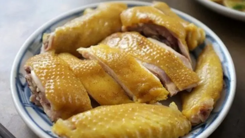 Ăn thịt gà hâm lại dễ bị ung thư?