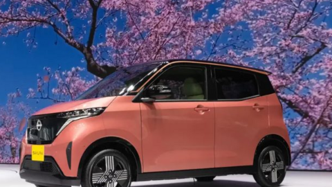 Một mẫu xe điện mini của Nhật Bản đang gây bão tại thị trường nội địa: Giá bán hơn 300 triệu đồng, luôn trong tình trạng “cháy” hàng