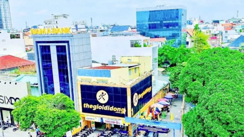 Thế Giới Di Động thu mình trong ‘cơn bĩ cực’