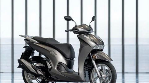 Xả hàng cận Tết, Honda SH 350i bất ngờ "chạm đáy", bán thấp hơn giá đề xuất tới 22 triệu đồng