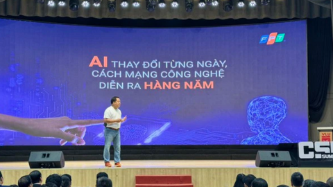 “Thế hệ vô dụng mới" phản biện ông Hoàng Nam Tiến: AI hay robot có thay được hàng chục ngàn cô gái xinh đẹp ngồi quầy ngân hàng mời gửi tiền, bán bảo hiểm, giữ chân khách không?