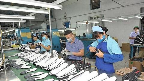 Xuất khẩu giày dép mang về hơn 20,2 tỷ USD trong năm 2023