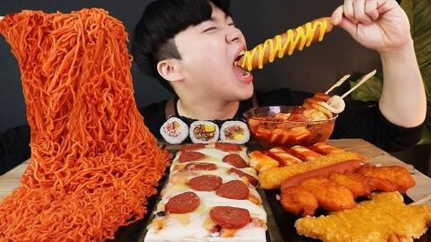 Sức khỏe bị "bào mòn" ra sao từ trào lưu “mukbang"?