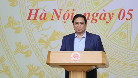 Làm rõ kiến nghị sửa đổi thể chế, đẩy mạnh phân cấp, phân quyền