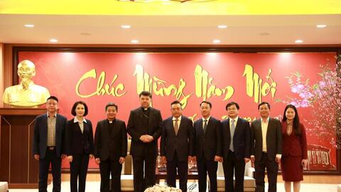 Chủ tịch UBND TP tiếp đại diện Tòa thánh Vatican tại Việt Nam