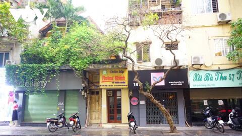 Mặt bằng cho thuê trên những “con phố vàng” ở Hà Nội mòn mỏi đợi khách