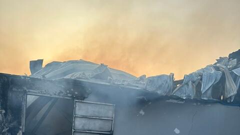 Kịp thời dập tắt đám cháy nhà xưởng công ty nội thất