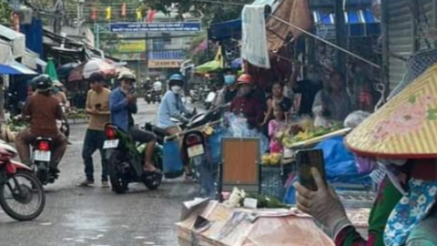 Khởi tố 18 bị can trong vụ mang quan tài đòi nợ chủ hụi