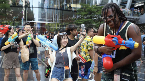 Thái Lan thu hơn 5 tỷ USD từ lễ hội té nước