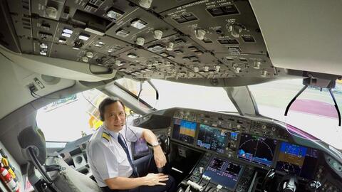 Cơ trưởng Vietnam Airlines: Tự hào khi lái máy bay hiện đại bậc nhất