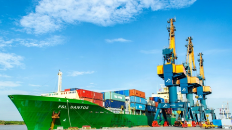 Thêm một cổ đông lớn thoái bớt vốn tại Vận tải và Xếp dỡ Hải An