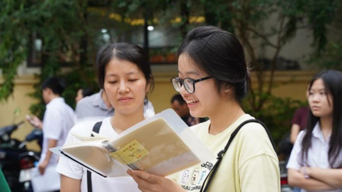 Tuyển sinh lớp 6, lớp 10 tại Hà Nội: Tỷ lệ chọi cao ngất ngưởng