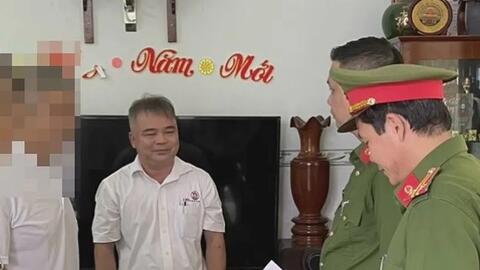 Khởi tố nguyên Chủ tịch phường, bắt tạm giam kế toán