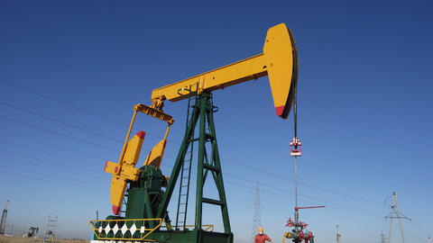 Dầu giảm hơn 1 USD sau khi tăng trưởng việc làm tại Mỹ bij điều chỉnh giảm