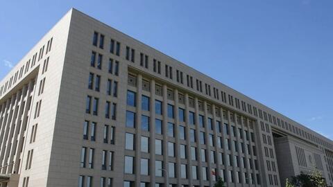 Trung Quốc cảnh báo sinh viên cảnh giác với 'mỹ nhân kế'