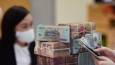 Lãi suất liên ngân hàng tăng mạnh ảnh hưởng thế nào tới các nhà băng?