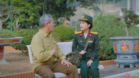 “Không thời gian” tập 29: Cô giáo Tâm rơi nước mắt khi thăm Trung tá Đại