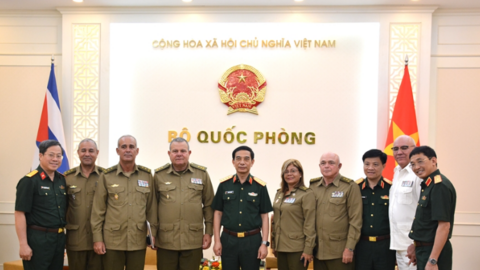 Đại tướng Phan Văn Giang tiếp Chủ nhiệm Chính trị các Lực lượng vũ trang cách mạng Cuba