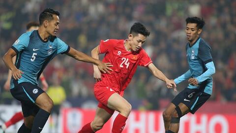 Thêm 2 cầu thủ Việt Nam tham gia đá giao hữu với MU