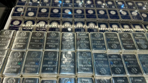 Giá bạc hôm nay 23/6/2025: Bạc ổn định