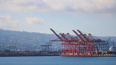 Thuế quan của Mỹ: Tổng thống Donald Trump dự kiến áp thuế 50% với đồng, 200% với dược phẩm