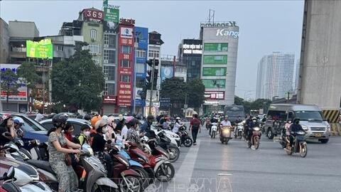 Chuyển đổi xe xăng sang xe điện: Tính toán phương án hỗ trợ người dân