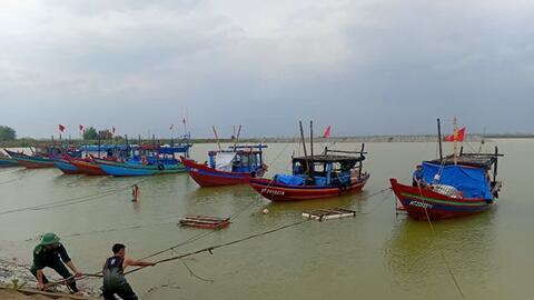 Hà Tĩnh: Tất cả tàu, thuyền đã nắm được thông tin bão số 3 và tìm nơi tránh trú