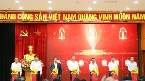 “Chìa khóa vàng” đưa đất nước bước vào kỷ nguyên mới