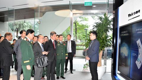 Đại tướng Phan Văn Giang hội đàm với Bộ trưởng Quốc phòng Singapore