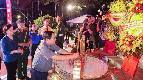 Thủ tướng: Các Anh hùng liệt sĩ đã làm rạng rỡ non sông, đất nước ta