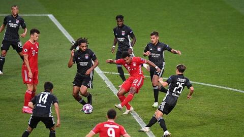 Lịch thi đấu bóng đá ngày 2/8: Bayern Munich và Lyon