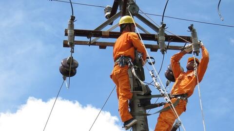 Không nên đăng tải hình ảnh hóa đơn, thông báo tiền điện lên mạng xã hội