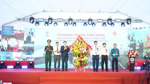 Hòa lưới điện tổ máy số 1 - Dự án Nhà máy Thủy điện Hòa Bình mở rộng