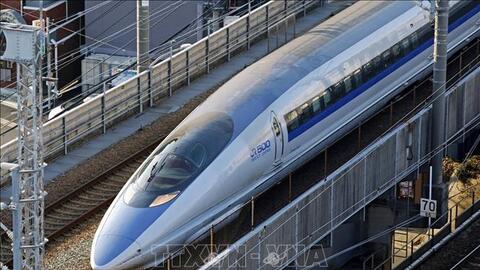 Nhật Bản: Tàu cao tốc Shinkansen dừng khẩn cấp vì sự cố