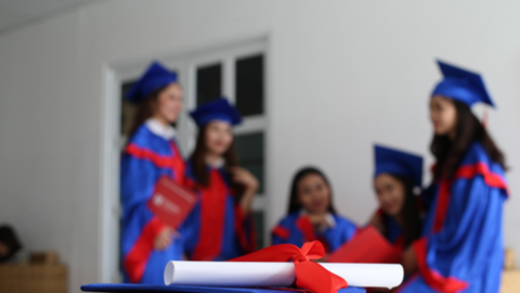 Lạm phát sinh viên xuất sắc