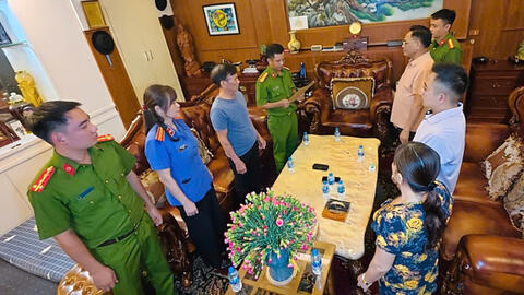 Vì sao Công an khám xét khẩn cấp nơi làm việc của bầu Đoan?