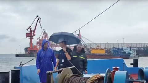 Bão Tapah đổ bộ miền Nam Trung Quốc, hàng chục nghìn người phải sơ tán