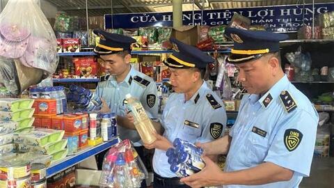 Hà Tĩnh xử phạt hơn 1 tỷ đồng, mạnh tay với hàng nhập ngoại lậu