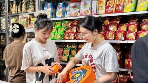Gia Lai: Thị trường bánh trung thu 'nóng' từng ngày