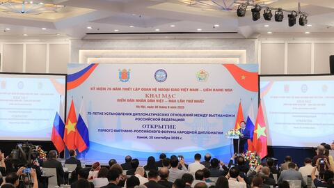 Khai mạc Diễn đàn nhân dân Việt - Nga lần thứ nhất
