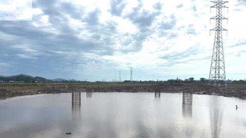 Tập trung nguồn lực đẩy nhanh tiến độ cụm dự án truyền tải điện phục vụ nhập khẩu điện từ Lào