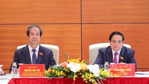 Đại hội Đảng bộ Chính phủ thảo luận tại tổ về các dự thảo văn kiện