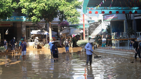 Thủ tướng yêu cầu đánh giá, khắc phục thiệt hại do bão số 11 gây ra đối với ngành giáo dục