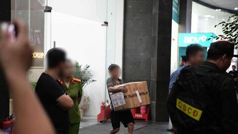 Khởi tố bị can, bắt tạm giam Shark Bình cùng 9 đồng phạm